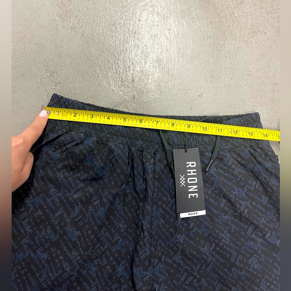 NWT Men’s RHONE Mako 7” Shorts Unlined Navy Black Training Gym Workout Athletic - Picture 7 of 7